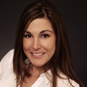 Meet your Posher, Joanna